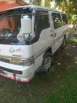 Nissan Caravan 1995 Van (Used)