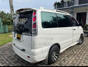 Toyota Noah KR42 2003 Van (Used)