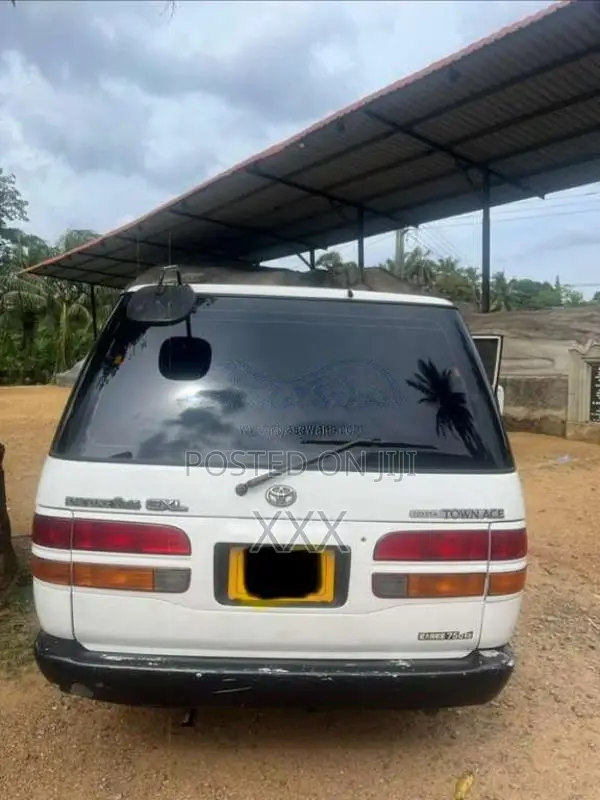 Toyota TownAce Lotto 1992 Van (Used)