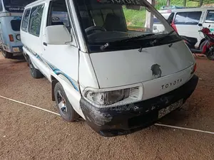 Toyota CR27 1991 Van (Used)