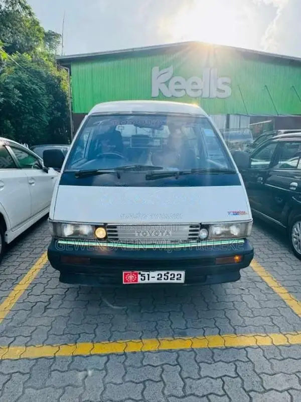 Toyota TownAce 1986 Van (Used)