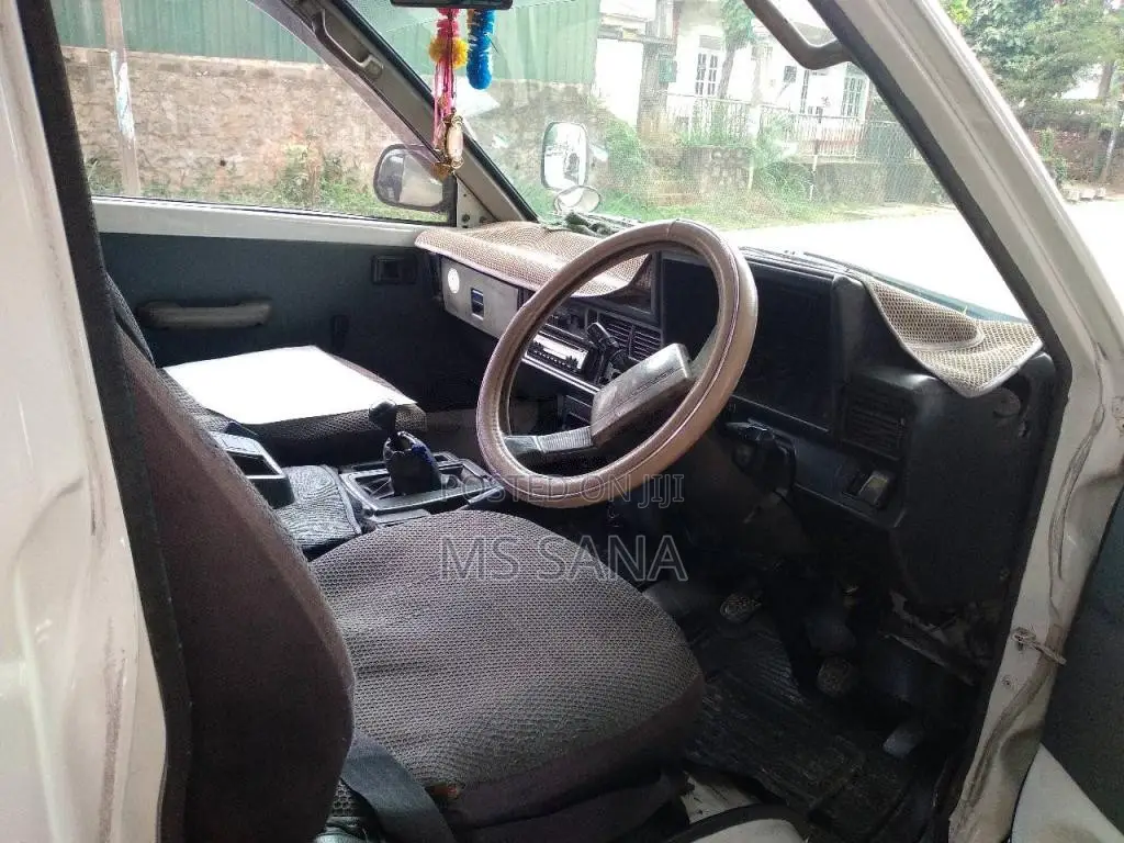 Toyota LiteAce 1996 Van (Used)
