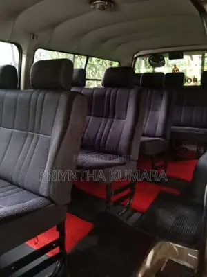 Nissan Caravan 2002 Van (Used)