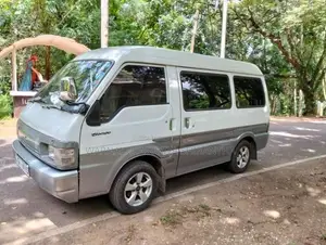 Nissan Vanette 1998 Van (Used)