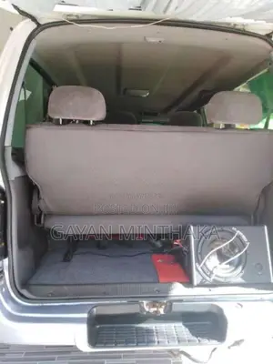 Toyota Dolphin 1997 Van (Used)