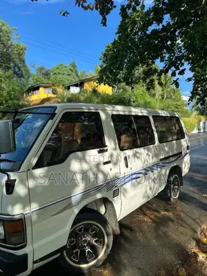 Toyota HIACE 1988 Van (Used)