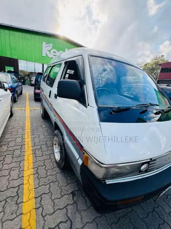 Toyota TownAce 1986 Van (Used)