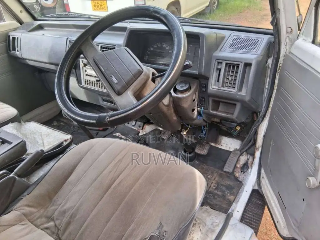 Mazda Bongo Bunny Medium 1988 Van (Used)
