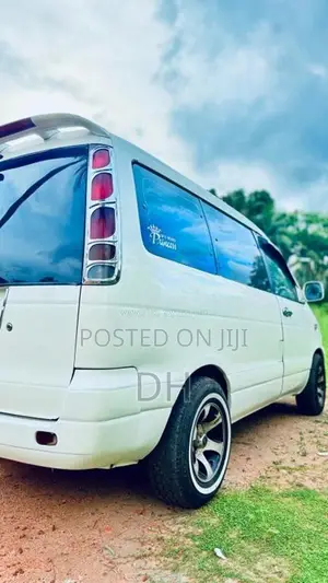 Toyota Townace Noah 1998 Van (Used)
