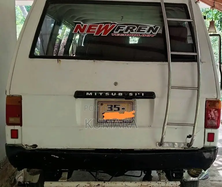 Mitsubishi Delica L300 1980 Van (Used)