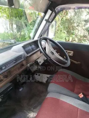 Mitsubishi L300 1982 Van (Used)