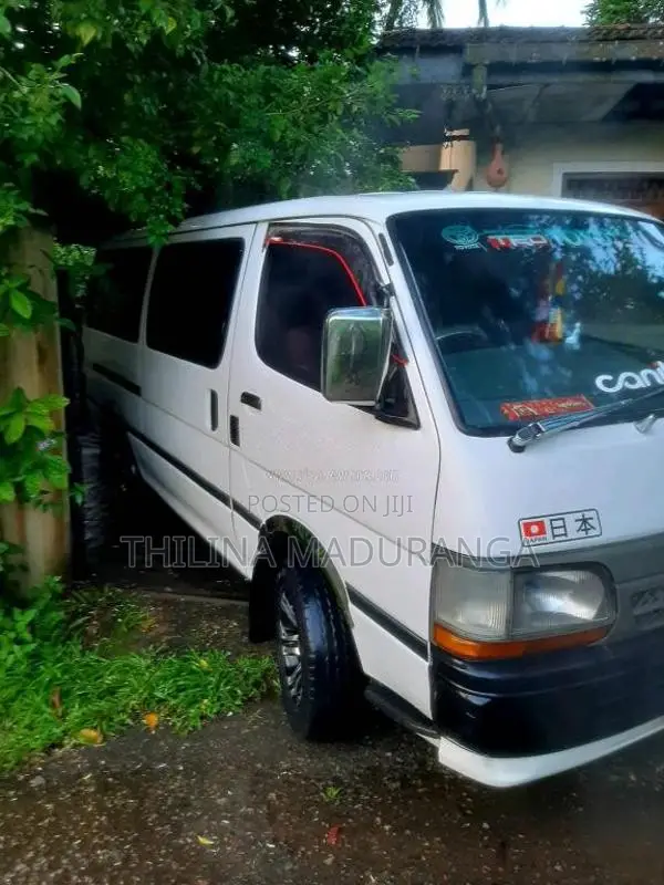 Toyota HIACE Dolphin 1991 Van (Used)