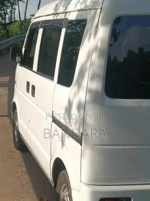 Suzuki DA64 2015 Van (Used)