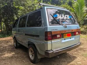 Toyota LiteAce 1989 Van (Used)