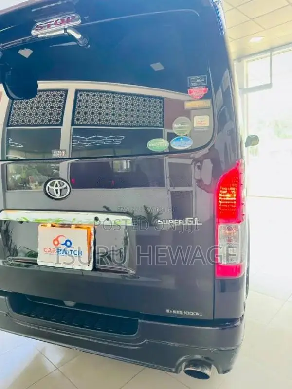 Toyota KDH DARK PRiME 2016 Van (Used)