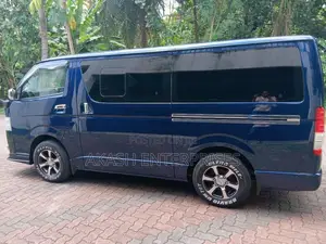 Toyota KDH 2015 Van (Used)