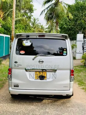 Nissan NV200 2016 Van (Used)