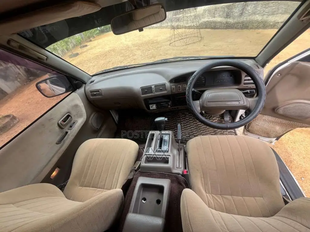 Toyota TownAce Lotto 1992 Van (Used)