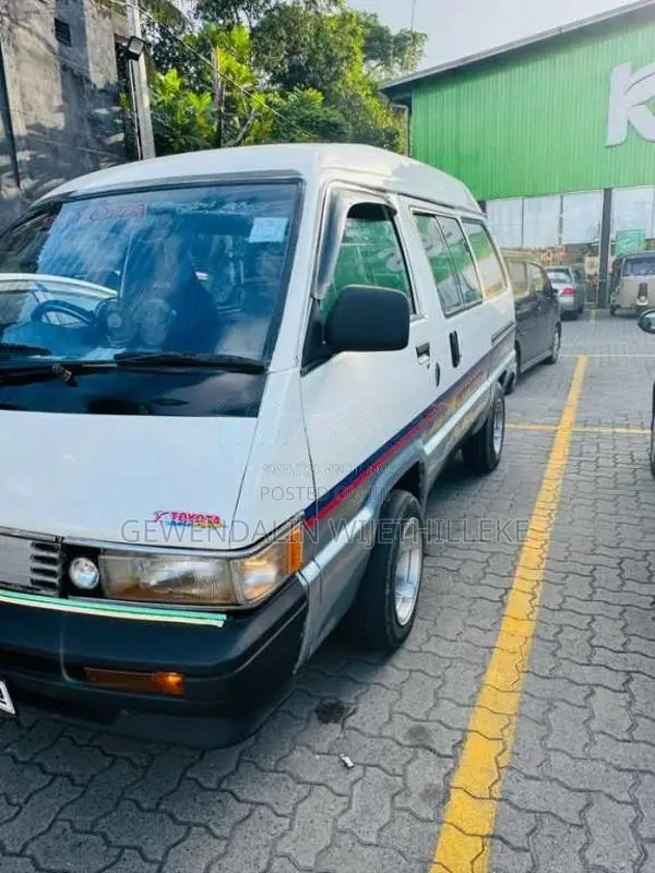Toyota TownAce 1986 Van (Used)