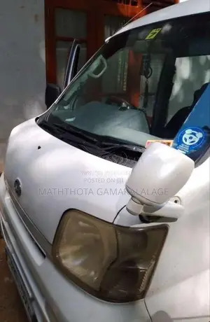 Daihatsu Hijet 2011 Van (Used)
