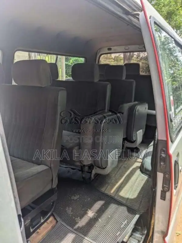 Hyundai H100 2004 Van (Used)