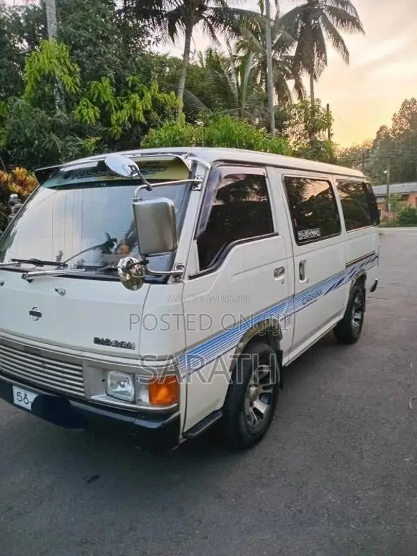 Nissan Caravan 1990 Van (Used)