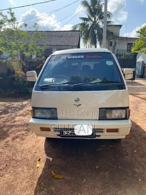 Nissan Vanette C22 1990 Van (Used)