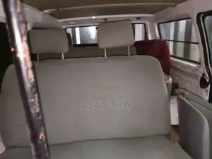 Mitsubishi L300 1983 Van (Used)