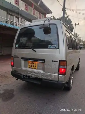 Nissan Caravan 1999 Van (Used)