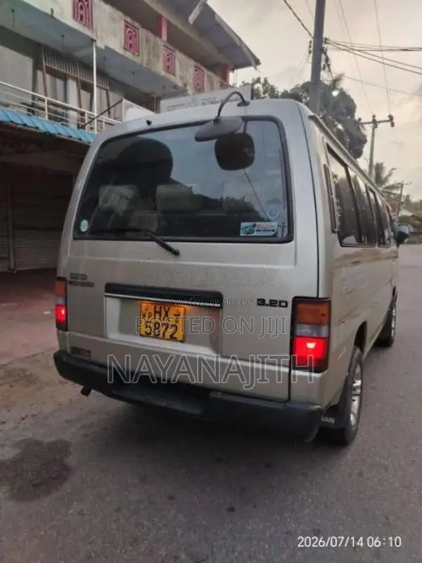 Nissan Caravan 1999 Van (Used)