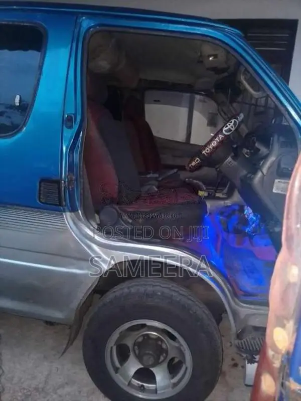 Toyota LH119 1991 Van (Used)