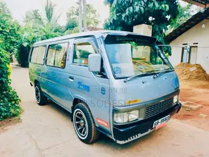 Nissan Caravan 1994 Van (Used)