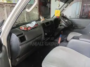 Nissan Vanette 2005 Van (Used)