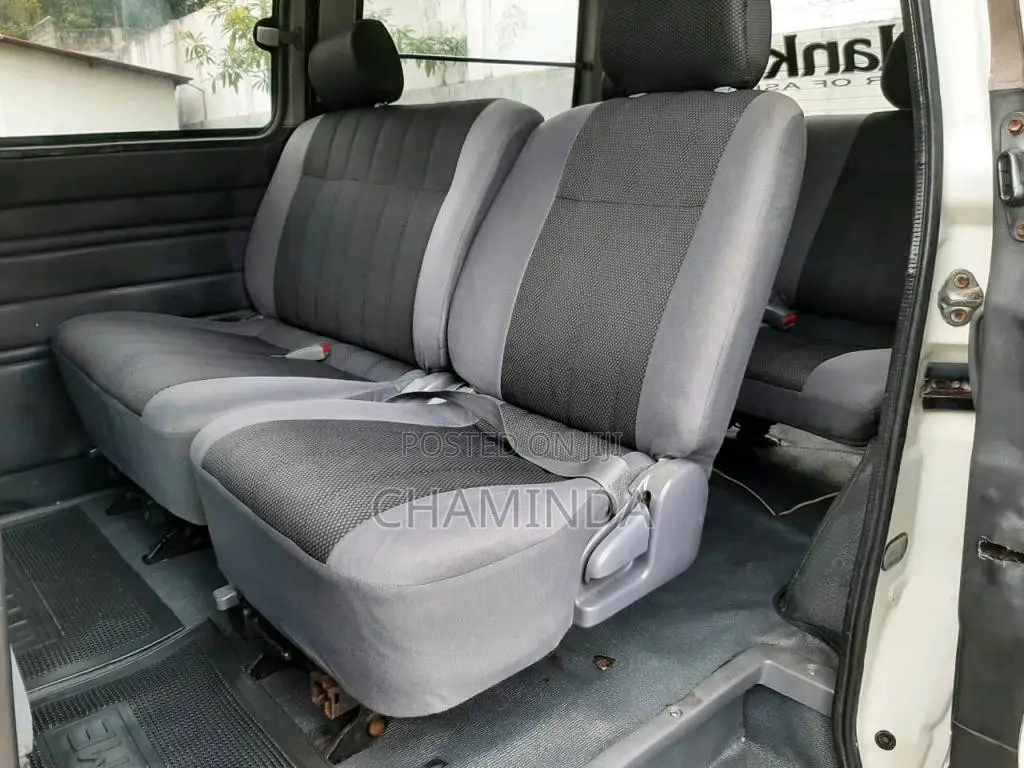 Toyota Townace Noah CR42 GL 2004 Van (Used)