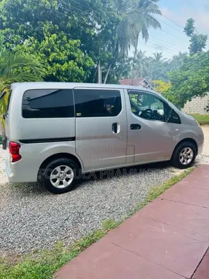 Nissan NV200 2015 Van (Used)