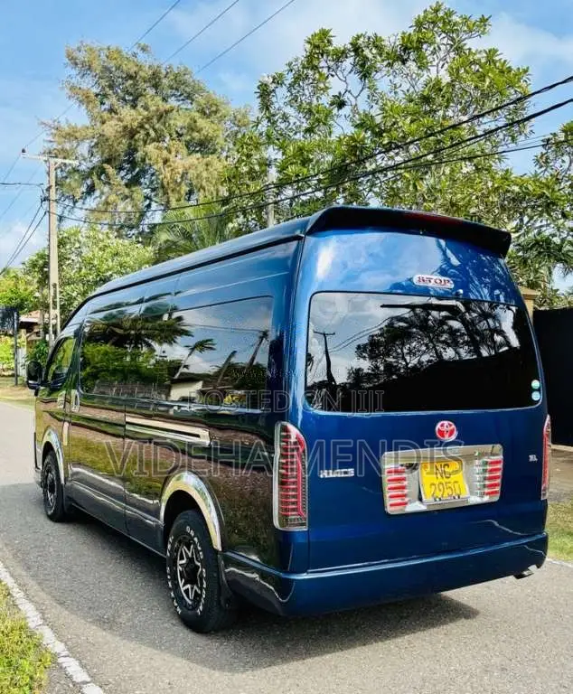 Toyota KDH 223 High Roof 2015 Van (Used)