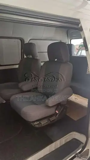 Toyota Lotto 1995 Van (Used)