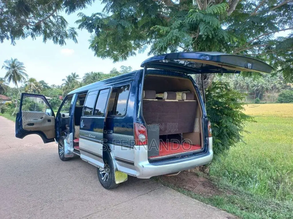 Hyundai H100 2001 Van (Used)