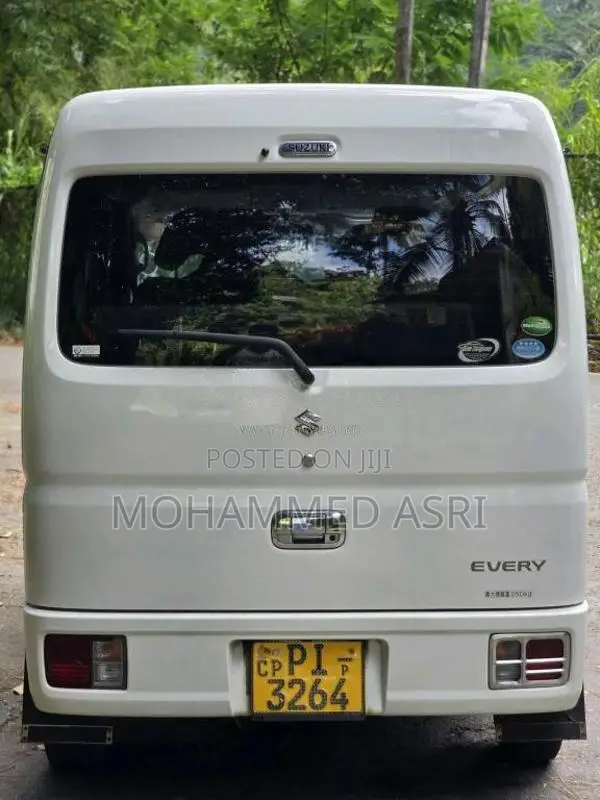 Suzuki Every 2015 Van (Used)