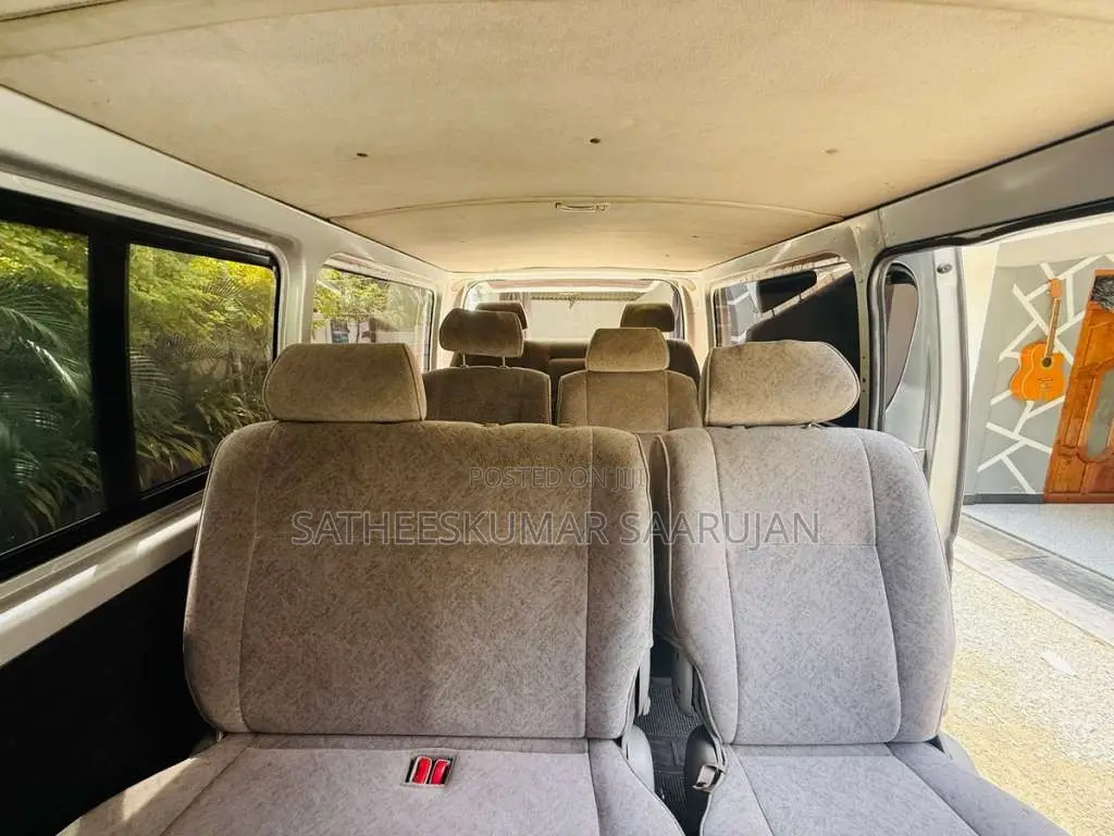 Toyota KDH 2007 Van (Used)