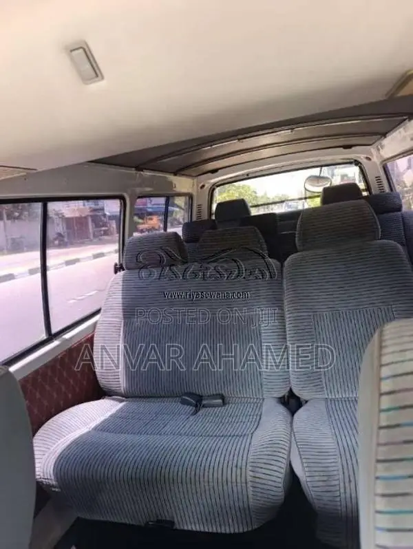 Toyota Toyota 1996 Van (Used)