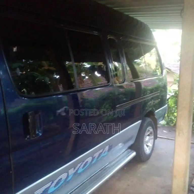 Toyota Dolphin High Roof 1998 Van (Used)