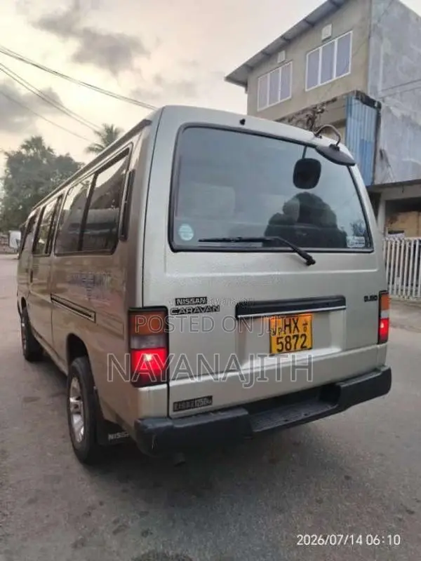 Nissan Caravan 1999 Van (Used)