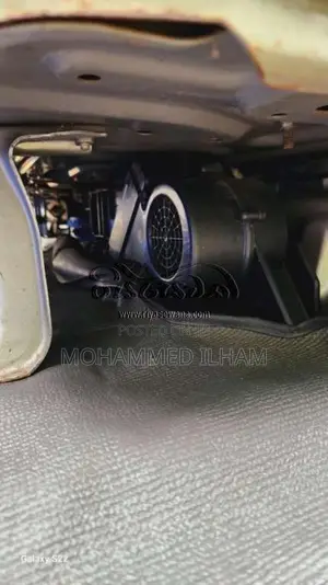 Daihatsu Cargo 2012 Van (Used)