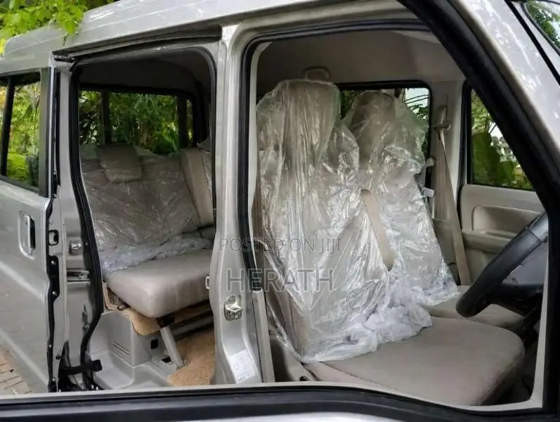 Suzuki Every Wagon Pz 2025 Van (Used)