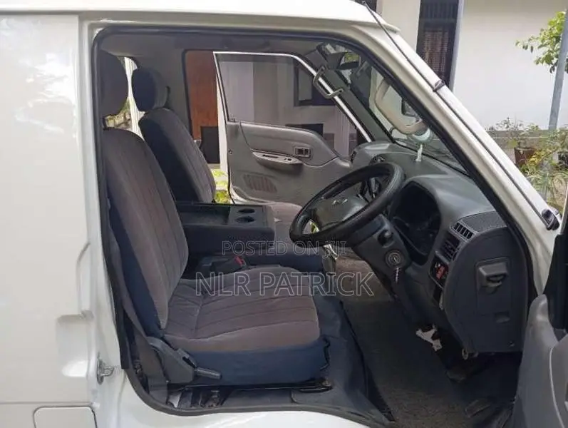 Nissan Vanette 2006 Van (Used)