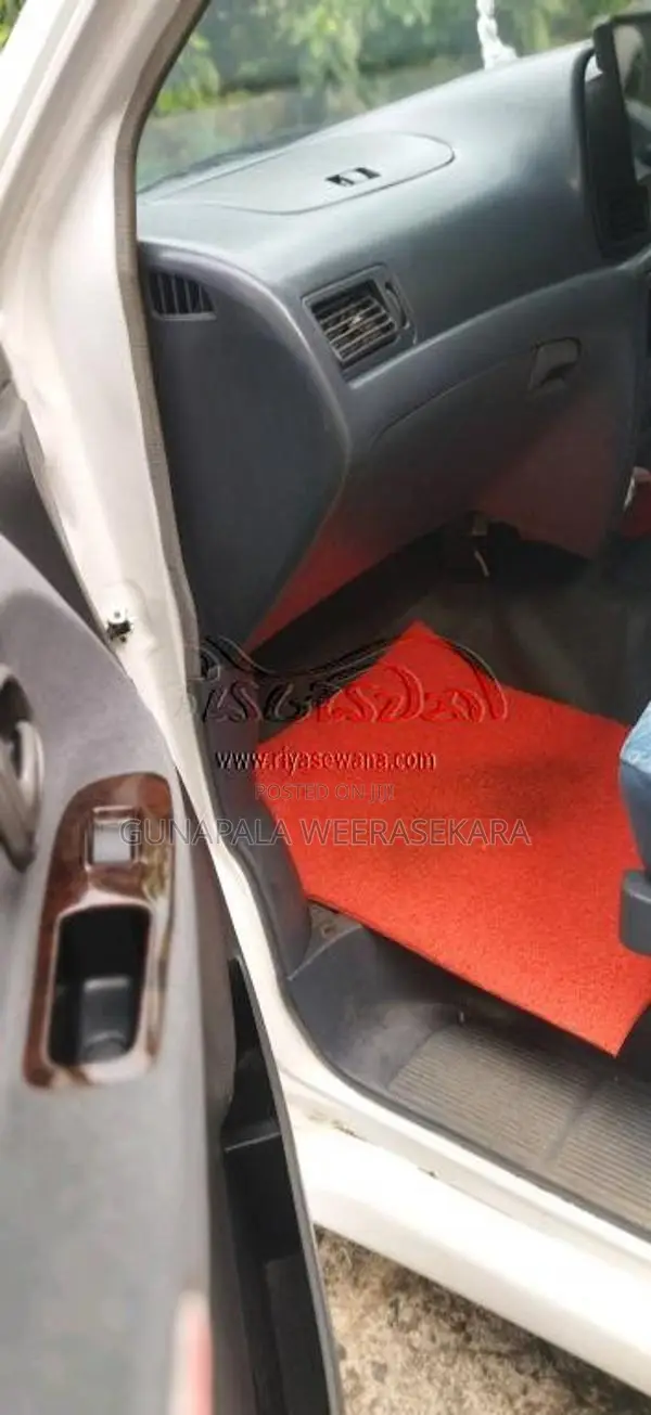 Toyota NOAH CR42 2006 Van (Used)