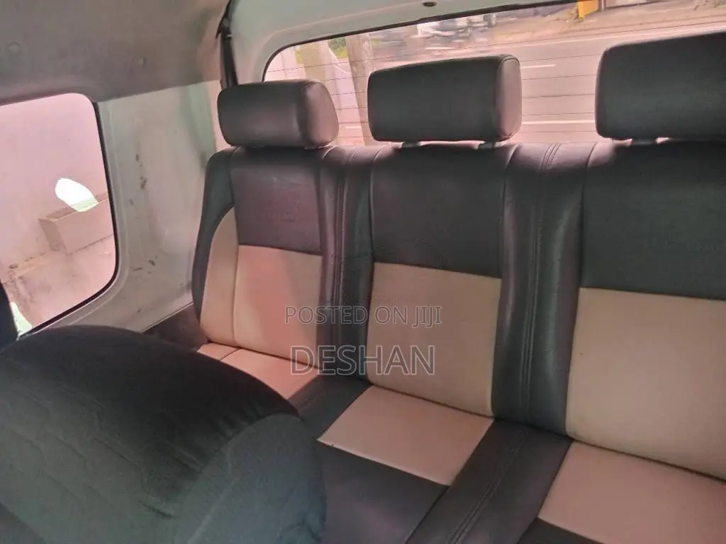 Suzuki Every 2013 Van (Used)