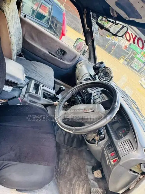 Toyota TownAce 1986 Van (Used)
