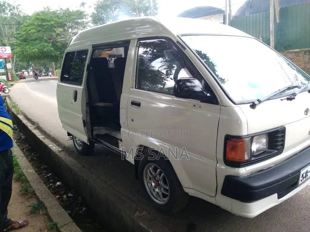 Toyota LiteAce 1996 Van (Used)